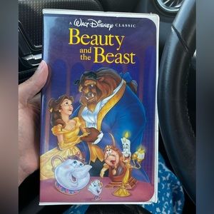 Walt Disney Classic 1992 Beauty and‎ the beast VHS Tape